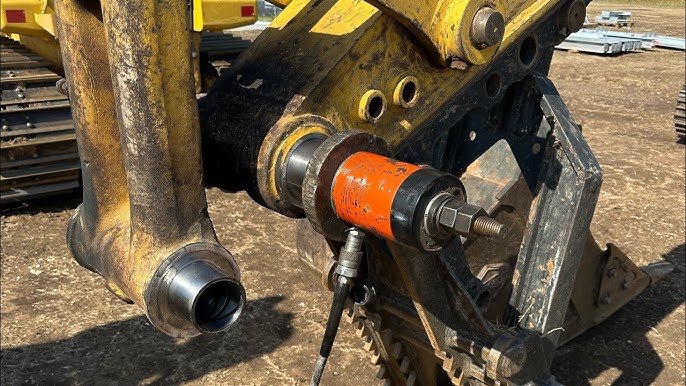Seized pin & bush removal