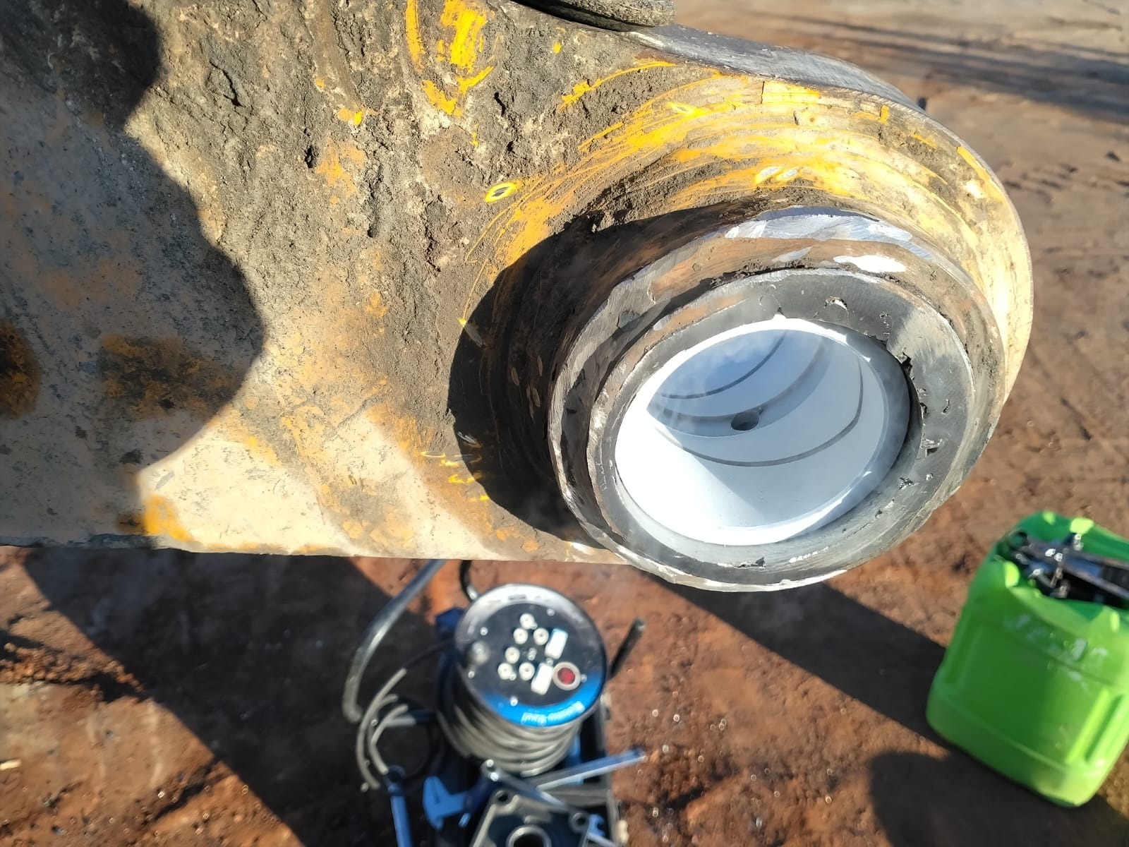 Nitrogen-fitted bush seated in machined bore